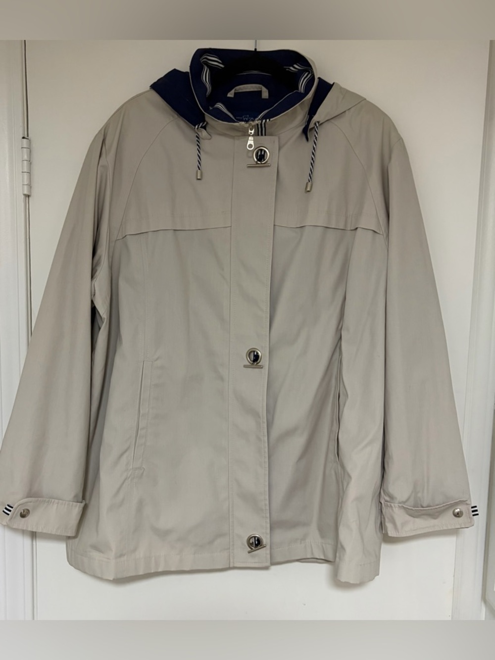 Mackintosh New England Women’s Tan Blue Coat w/Detachable Hood Size 2X